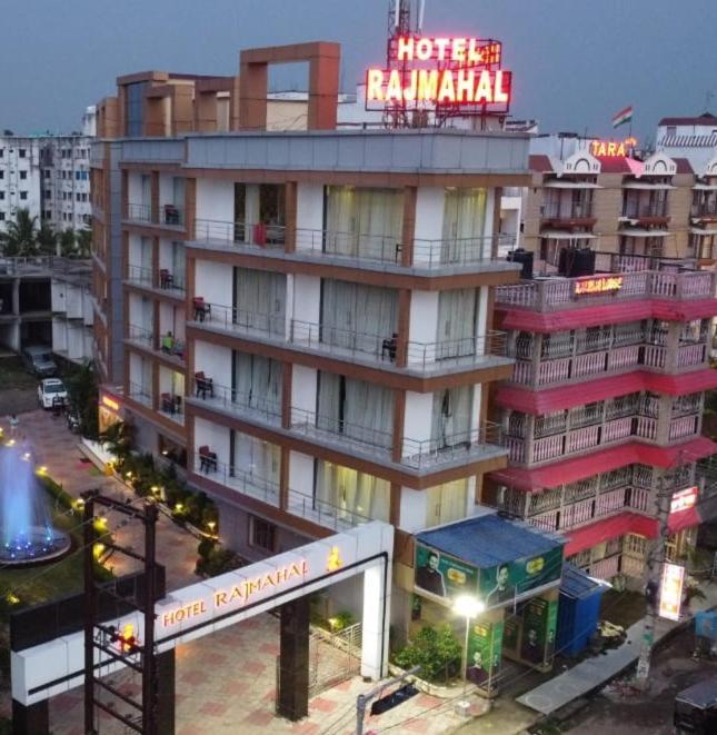 Hotel Rajmahal Тарапит Екстериор снимка